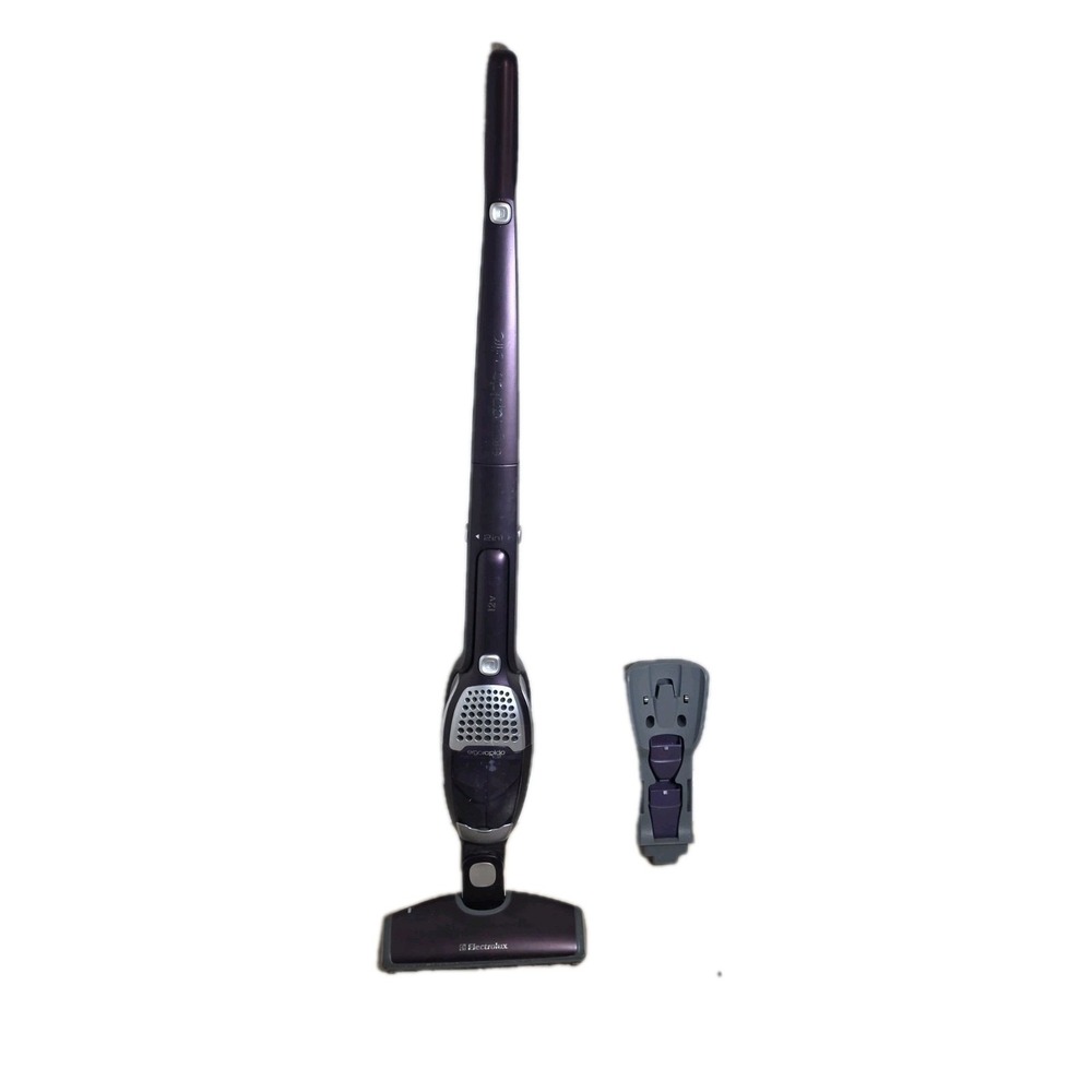 Electrolux Ergorapido Ultra Cordless 2-in-1 Vacuum Cleaner Purple w/Charger